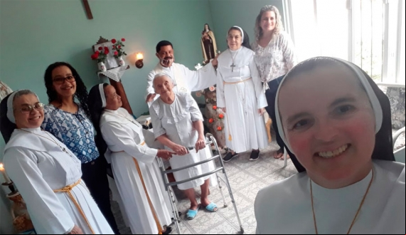 MISSA EM AÇÃO DE GRAÇAS PELO DIA DE SANTA TERESINHA