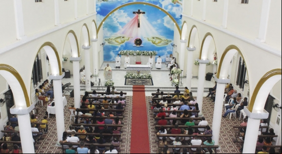PENÚLTIMA NOITADA DO CÍRIO DA PIEDADE TEM A PRESENÇA DO PE. VALDECY SANTANA E COMUNIDADES DO DISTRITO II